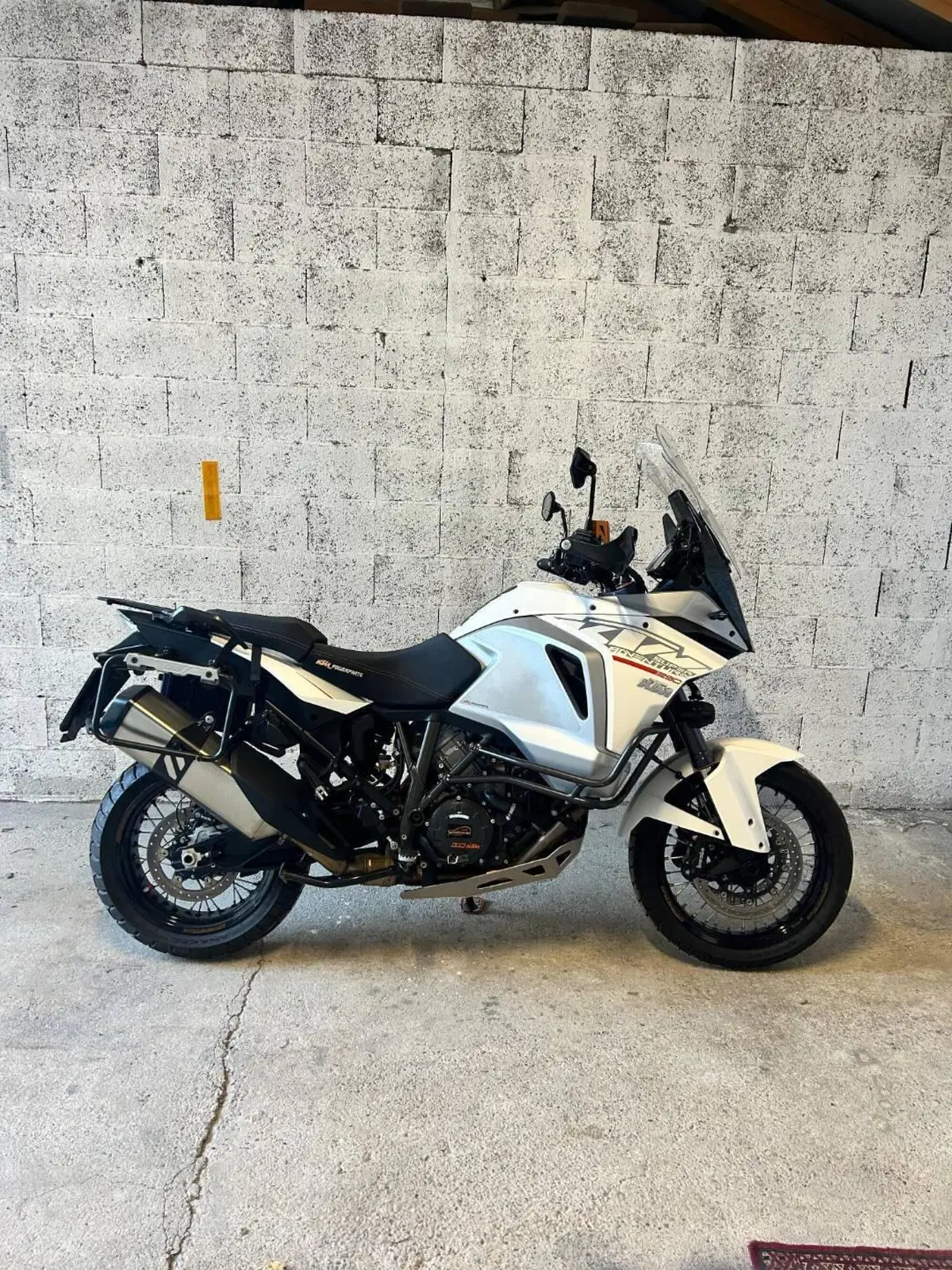 KTM 1290 Super Adventure T (2017)