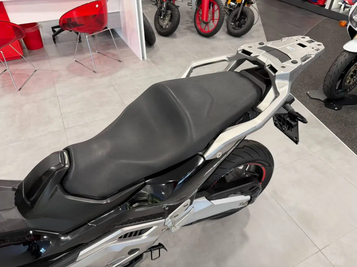 Honda Forza 750 DCT (2021 - 24) (11)