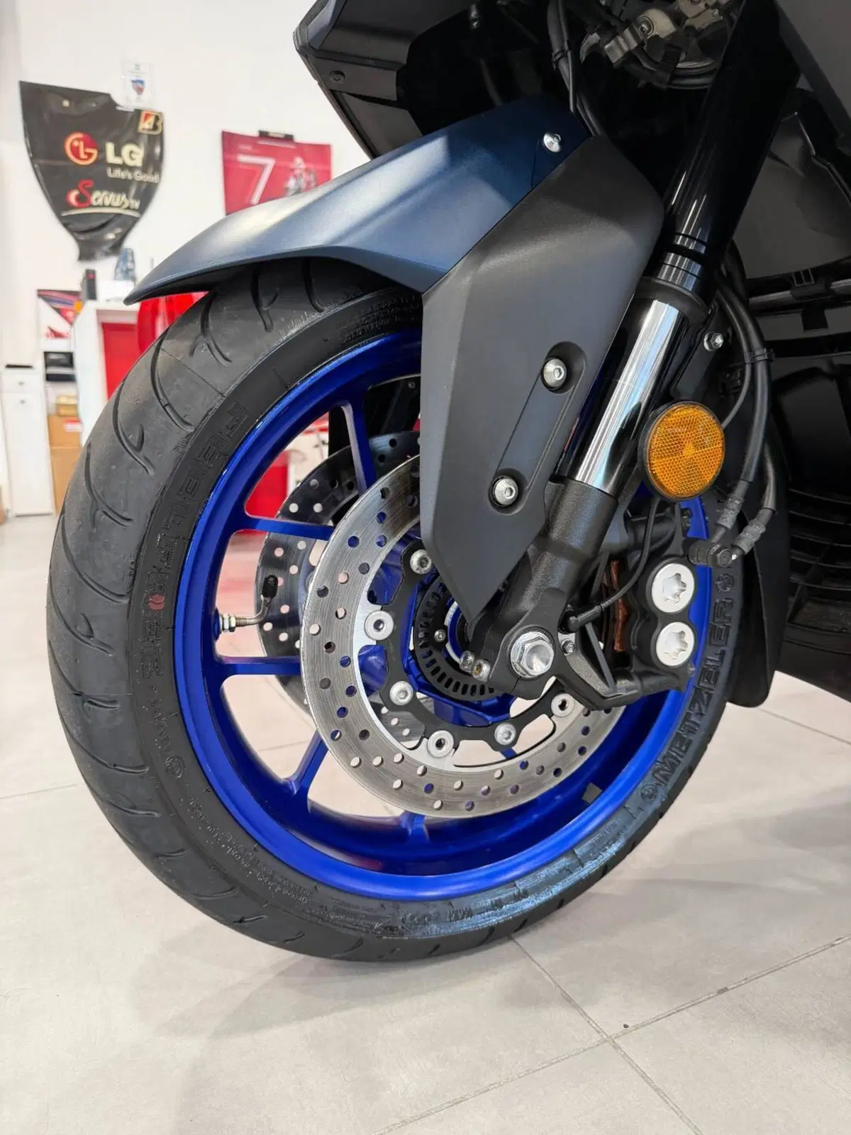 Yamaha T-Max 560 (2022 - 24) (10)