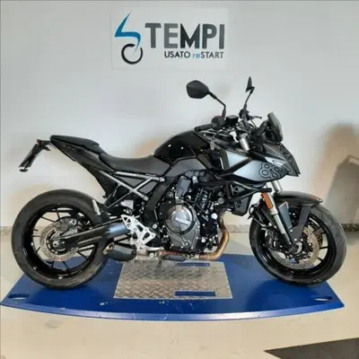 Suzuki GSX-8S (2023 - 24) usata