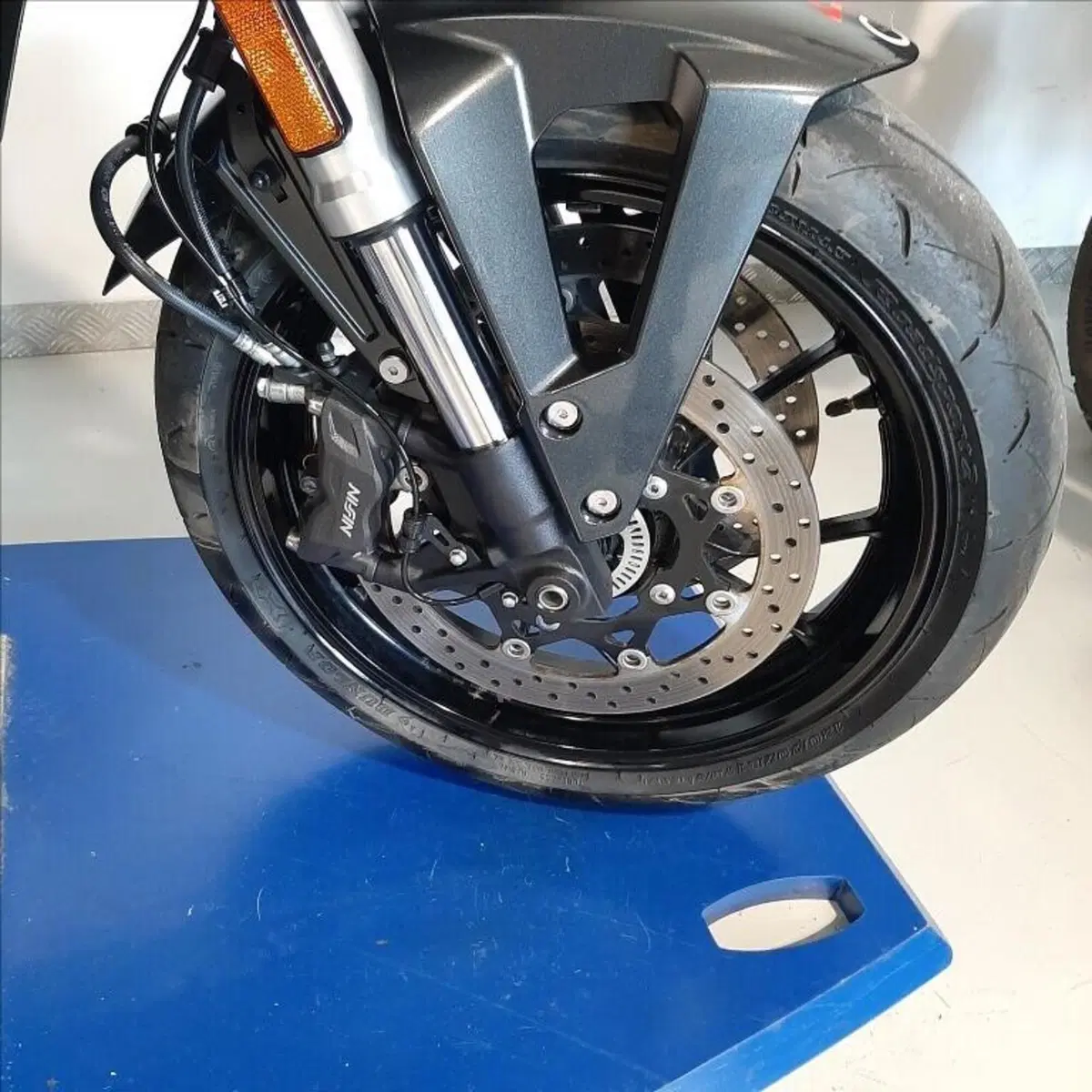Suzuki GSX-8S (2023 - 24) (3)
