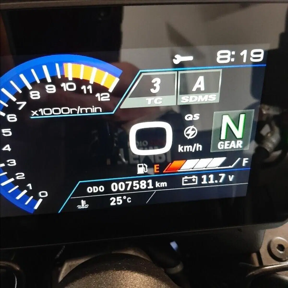 Suzuki GSX-8S (2023 - 24) (13)