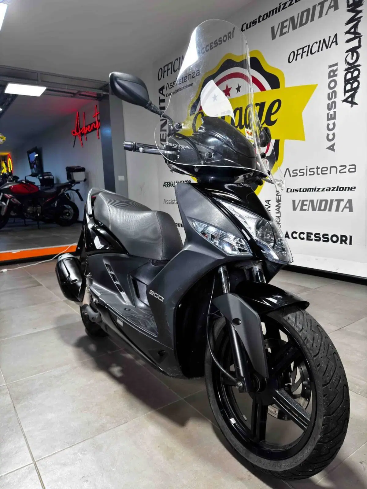 Kymco Agility 200i R16 + (2014 - 17) (2)