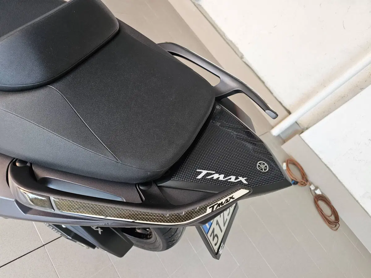 Yamaha T-Max 530 ABS (2015 - 17) (5)