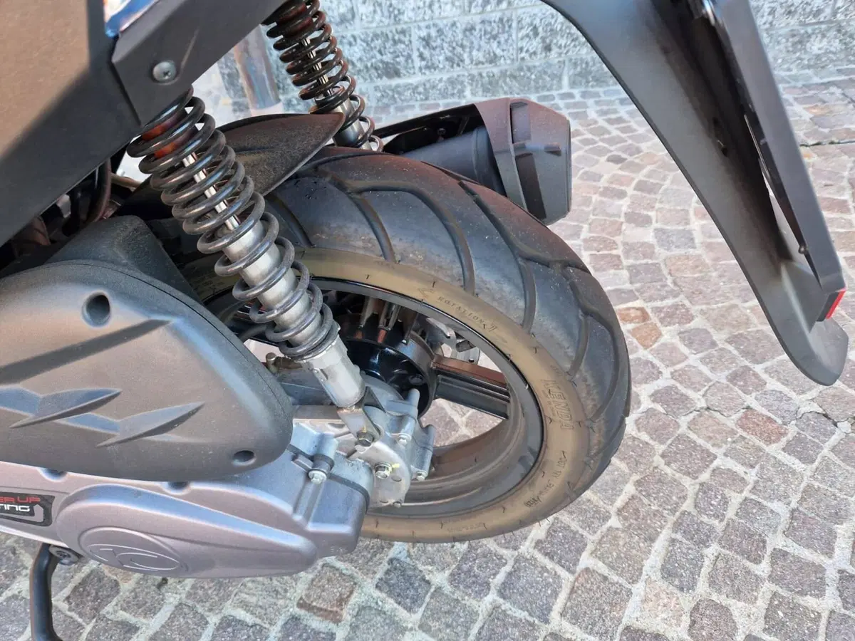 Kymco Agility 125 R16 Power Up (2021 - 26) (6)