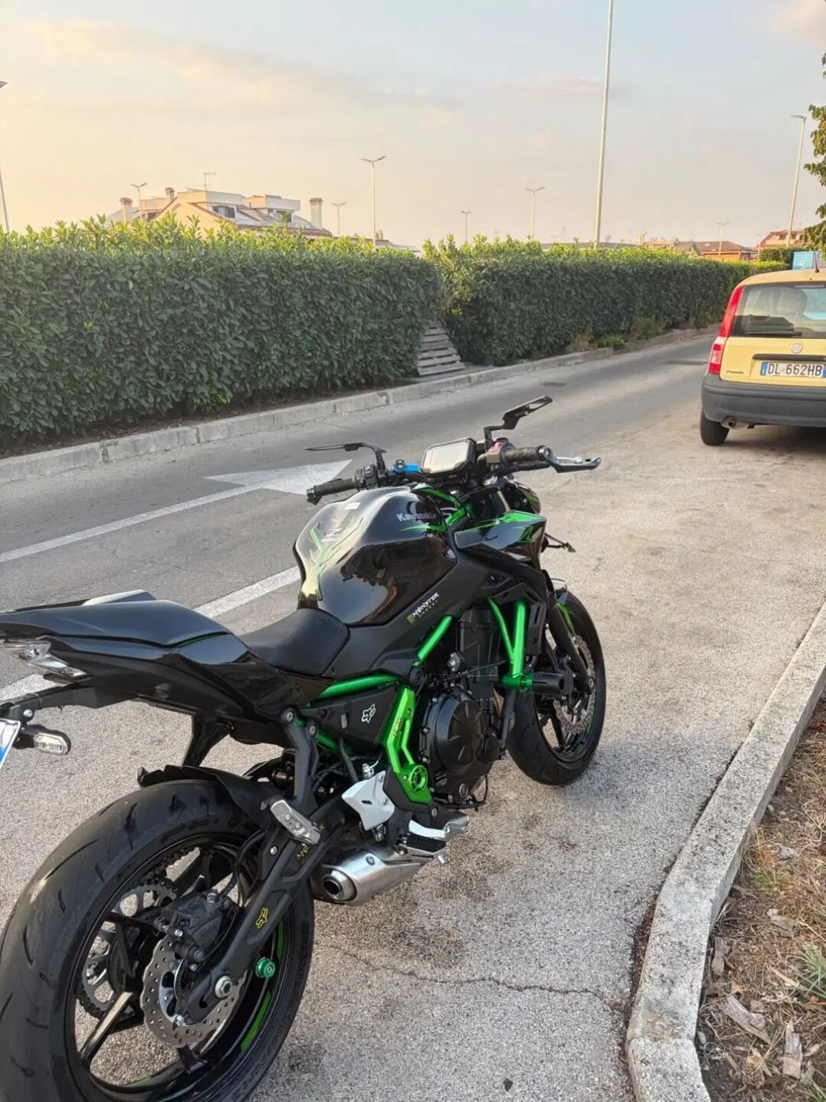 Kawasaki Z 650 (2025 - 26)