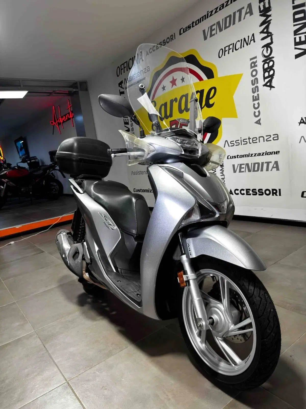 Honda SH 150i ABS (2013 - 16) (2)