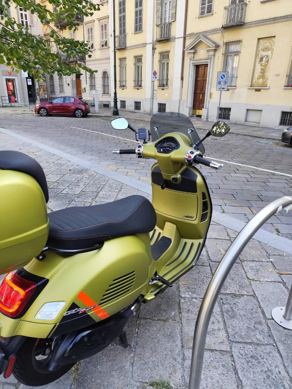 Vespa GTS 300 Super Sport (2023 - 24) (4)