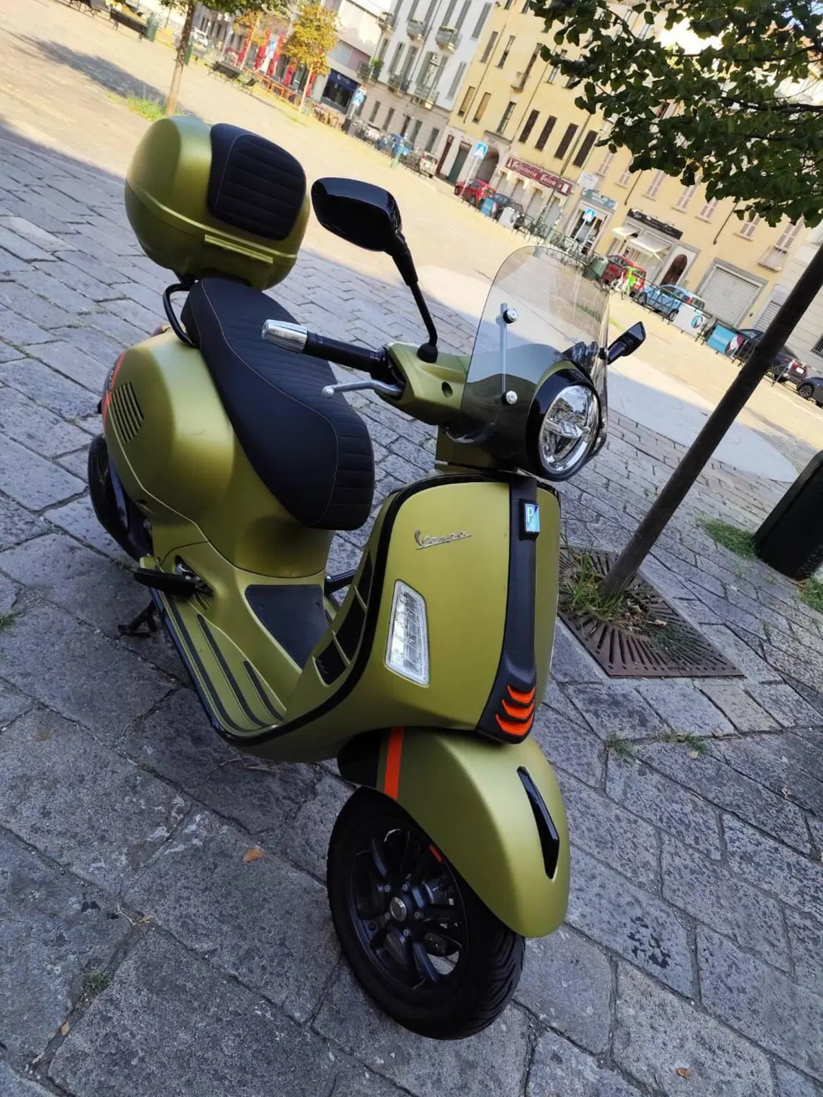 Vespa GTS 300 Super Sport (2023 - 24) (6)