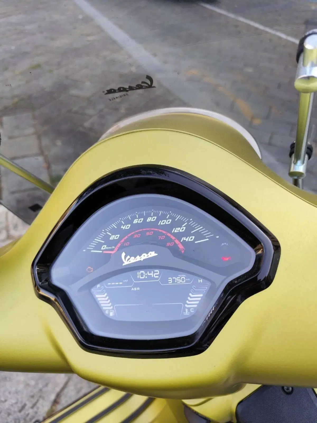 Vespa GTS 300 Super Sport (2023 - 24) (9)
