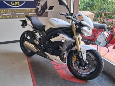 Triumph Street Triple ABS (2013 - 17) usata