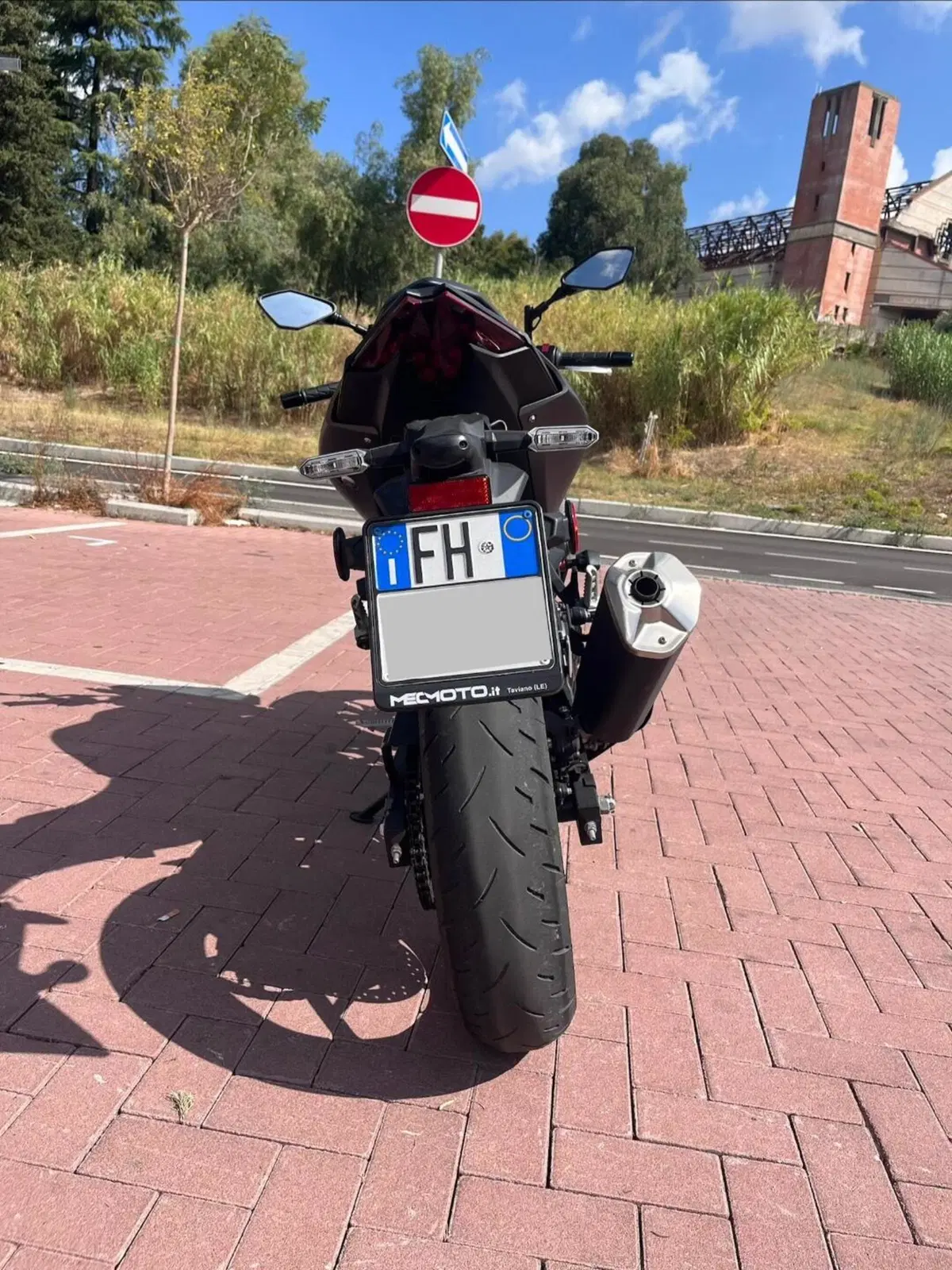 Kawasaki Z 500 SE (2024 - 26) (4)
