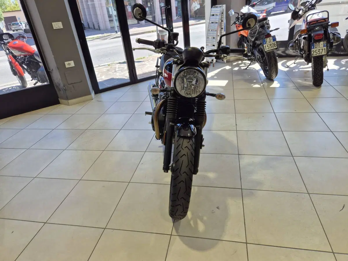 Triumph Street Twin 900 (2019 - 20) (11)