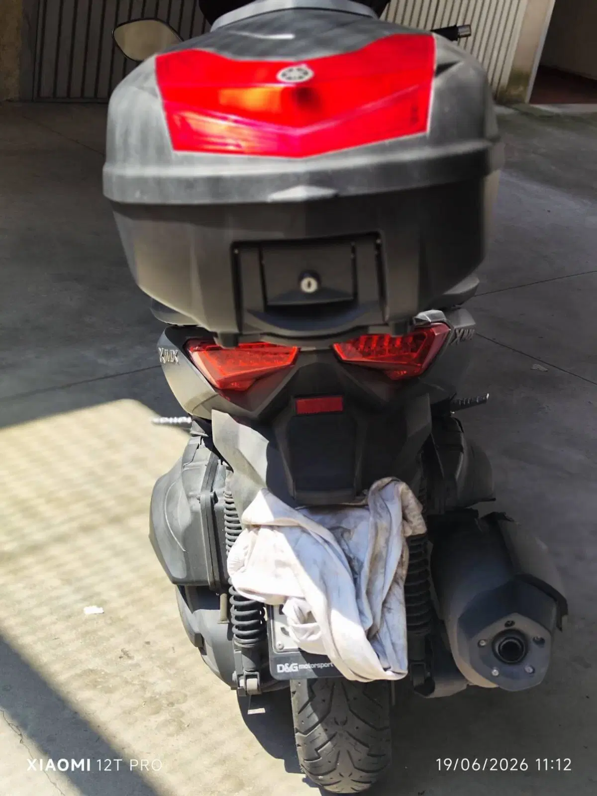 Yamaha X-Max 400 Momodesign ABS (2014 - 16) (2)