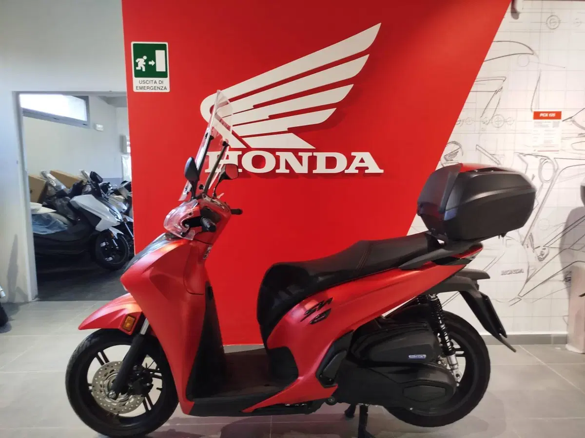 Honda SH 350i Sport (2025 - 26) (2)
