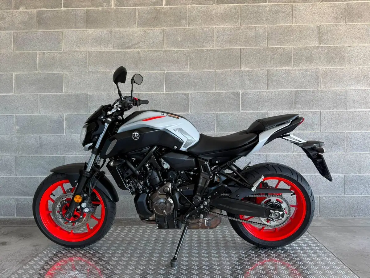 Yamaha MT-07 (2018 - 20) (5)