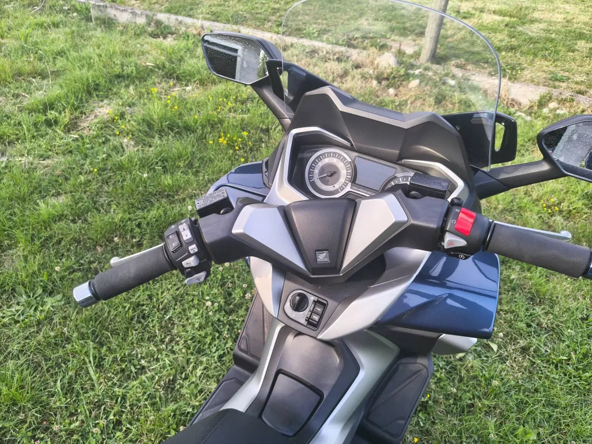 Honda Forza 300 ABS (2018 - 20) (2)