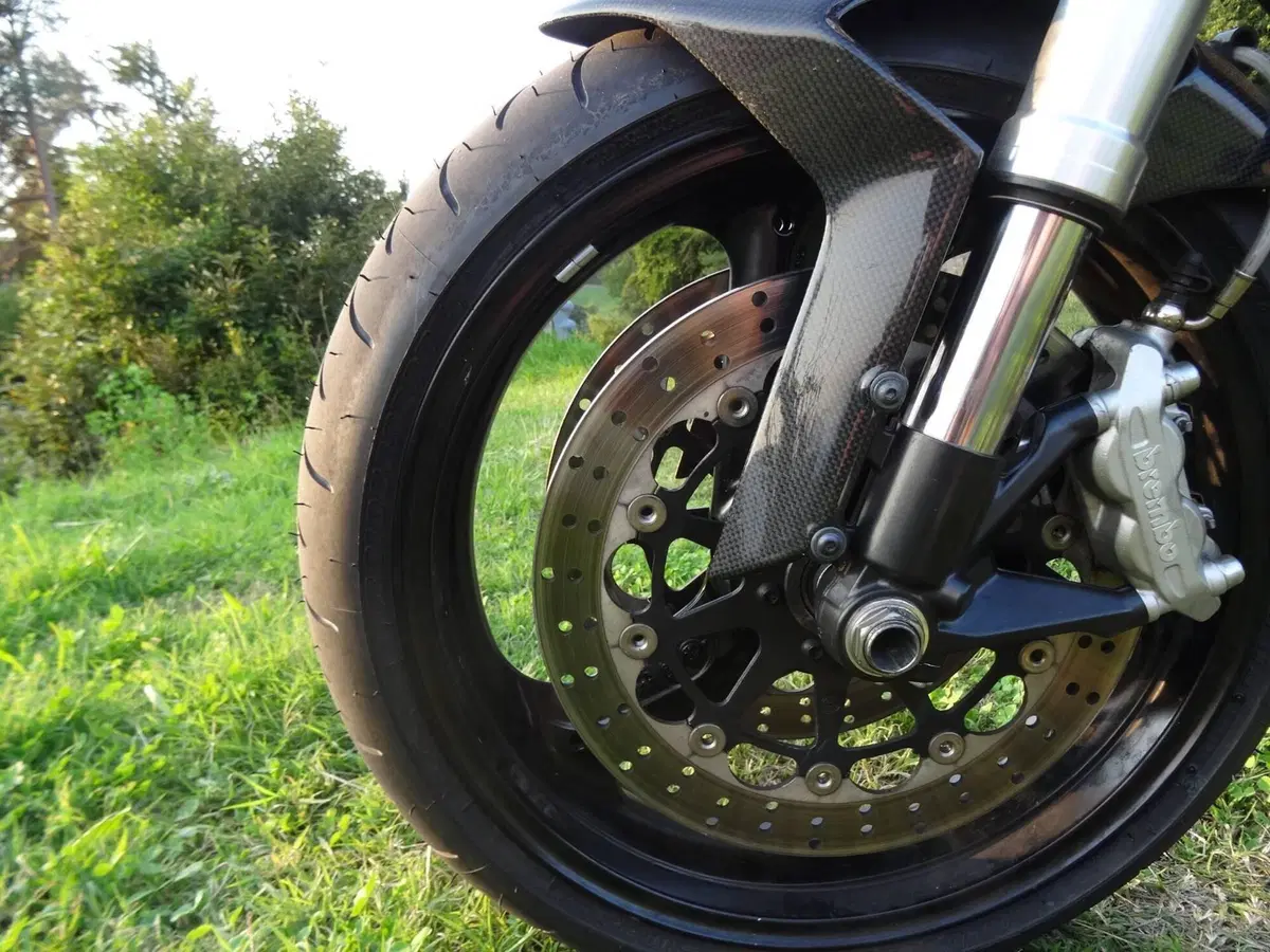Ducati Monster 696 Plus (2007 - 14) (7)