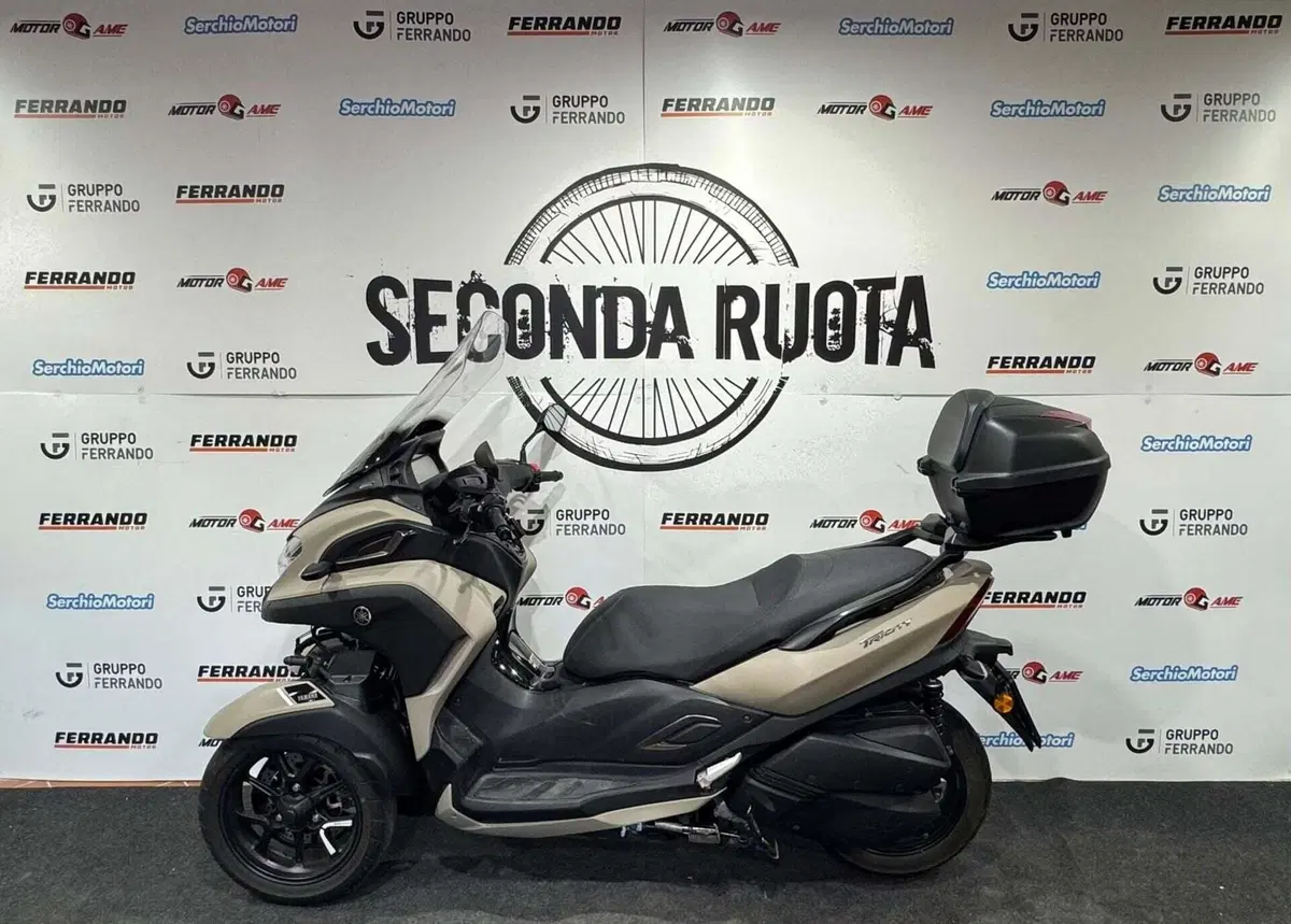 Yamaha Tricity 300 (2021 - 24) (4)