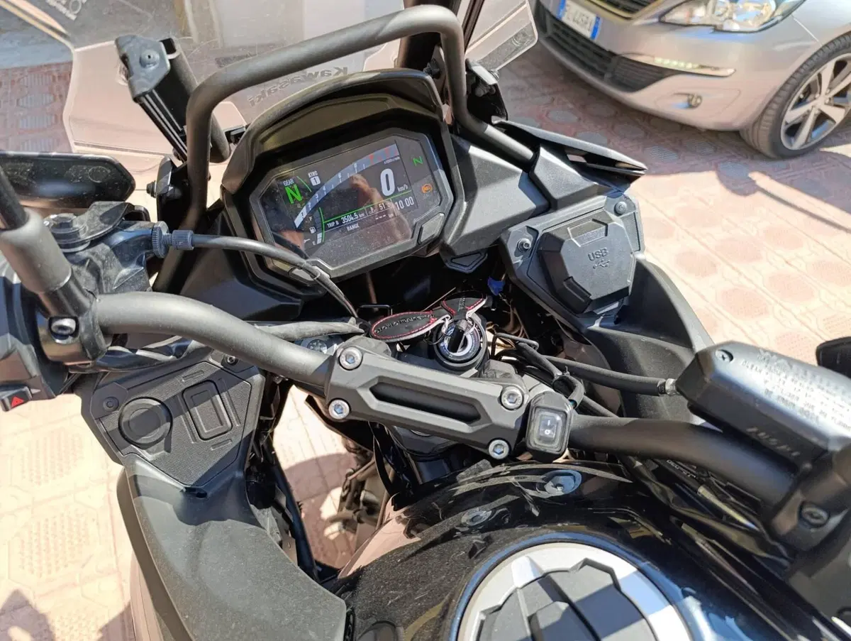 Kawasaki Versys 650 Urban (2022 - 24) (8)
