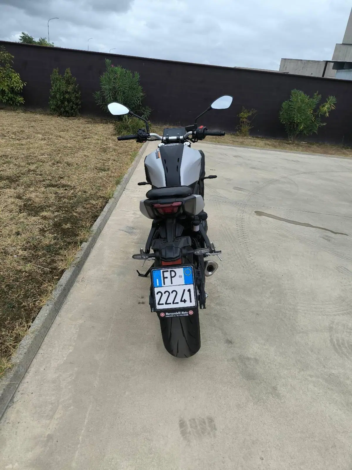 Yamaha MT-07 Y-AMT (2025 - 26) (4)