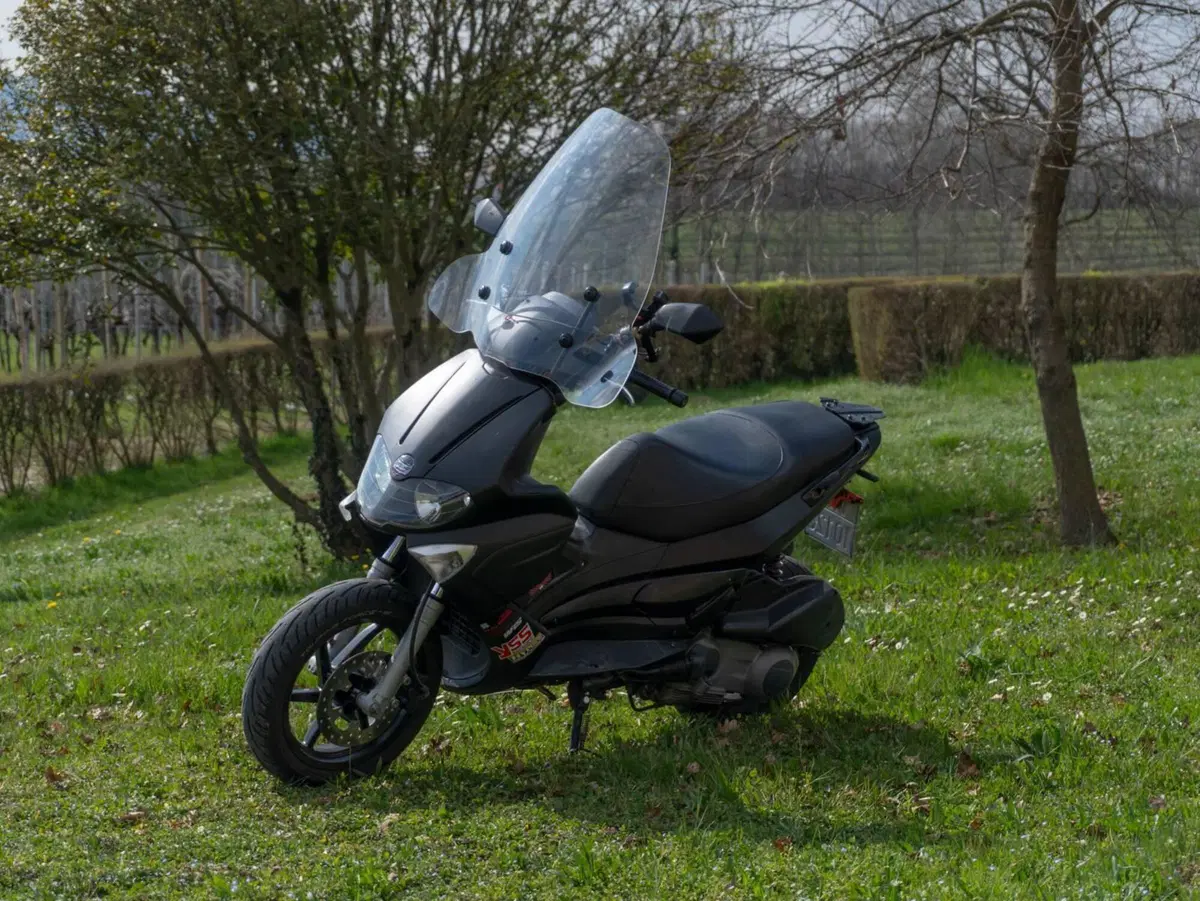 Gilera Runner 125 ST (2007 - 16) (2)