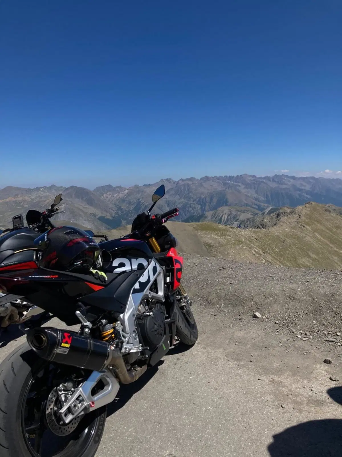 Aprilia Tuono V4 Factory (2021 - 24) (5)