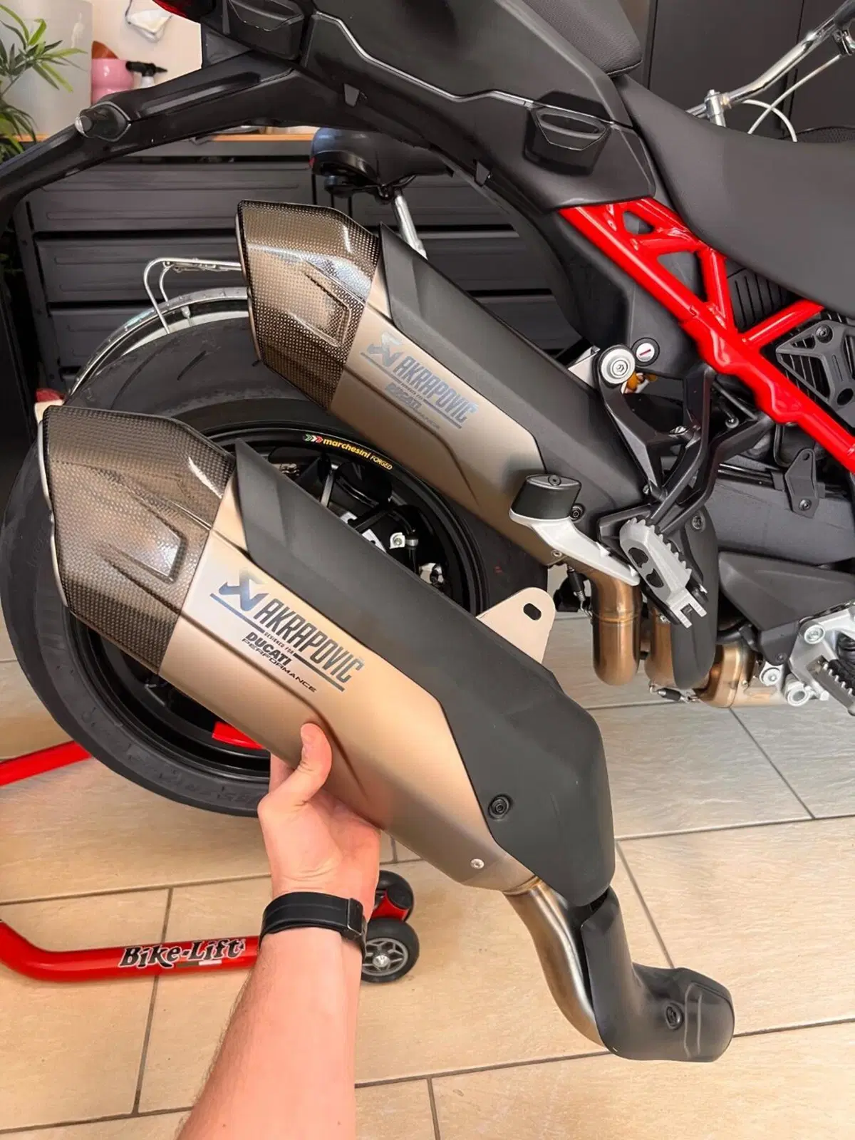 Ducati Multistrada V4 Pikes Peak (2021 - 24) (6)