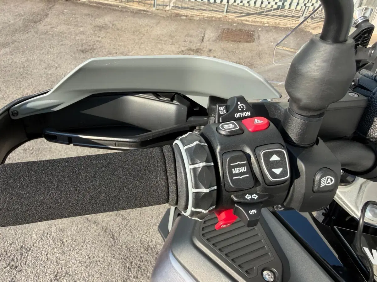 Bmw R 1300 GS Adventure Triple Black (2025 - 26) (6)