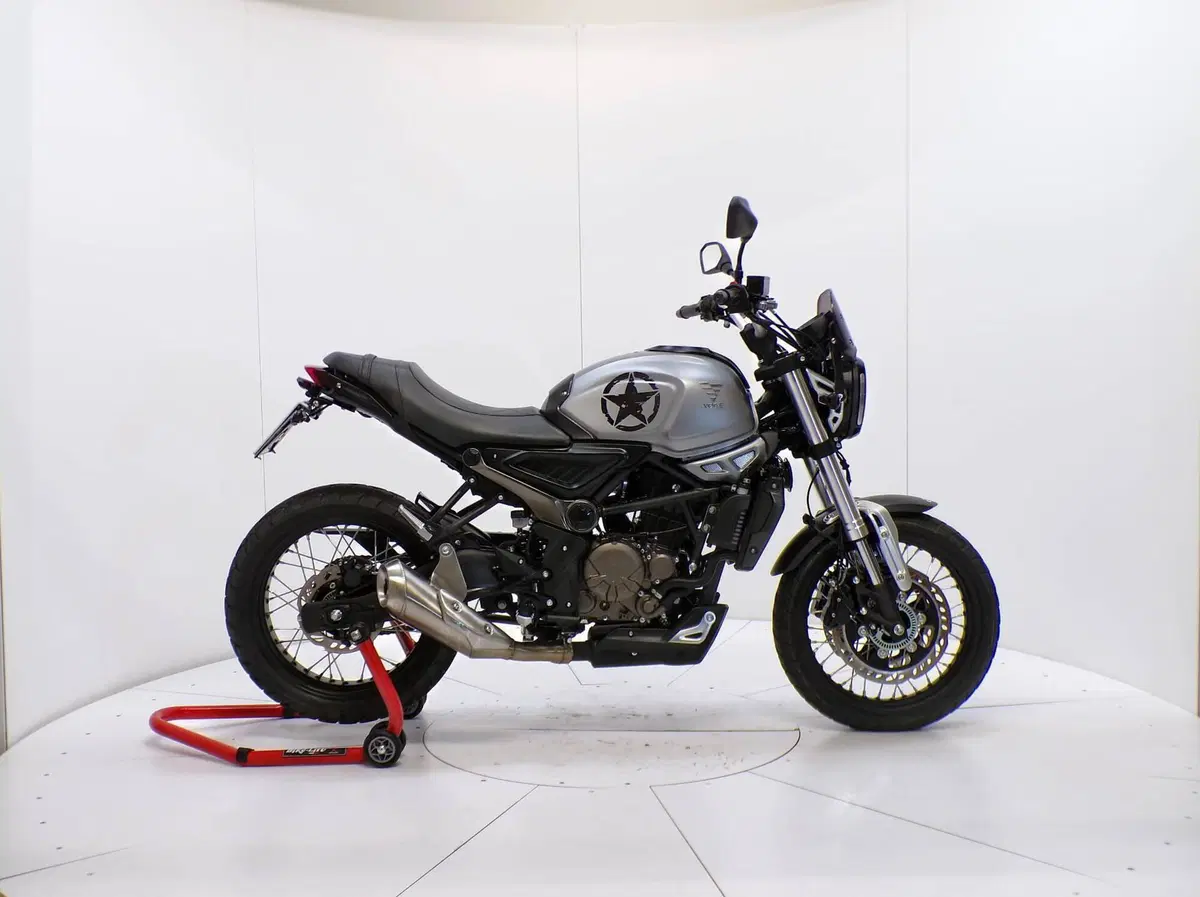 Voge Trofeo 300ACX Scrambler (2021 - 26)