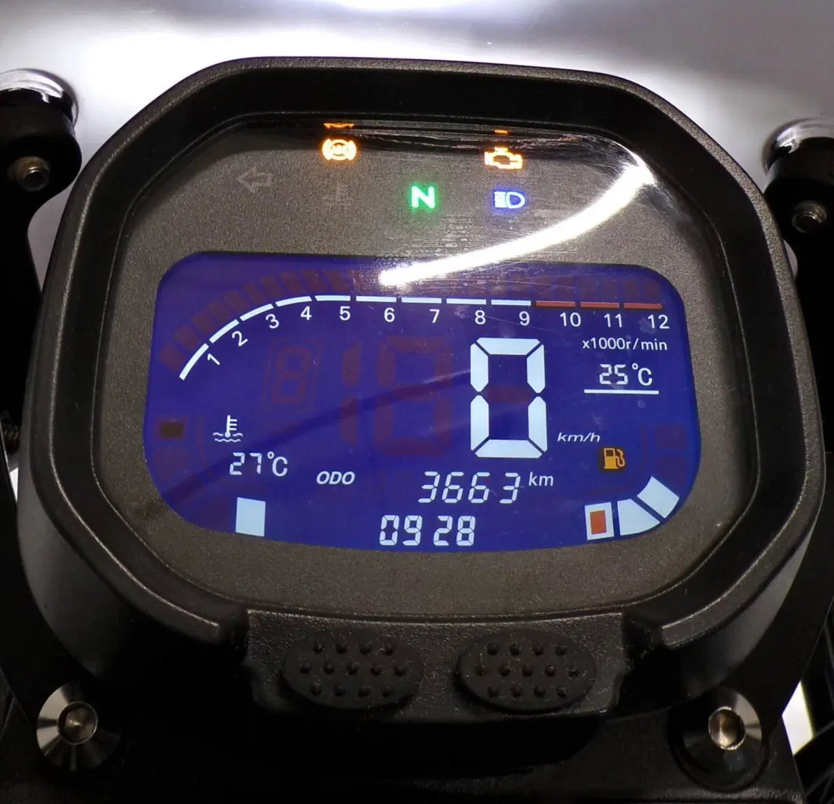 Voge Trofeo 300ACX Scrambler (2021 - 26) (12)