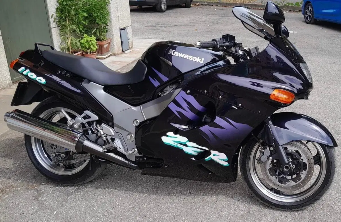 Kawasaki ZZR 1100 (1989 - 01) (8)