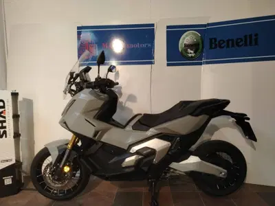 Honda X-ADV 750 (2025 - 26) usata