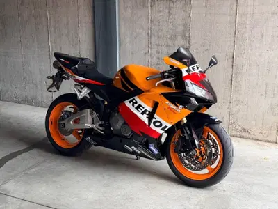 Honda CBR 600 RR (2005 - 06) usata