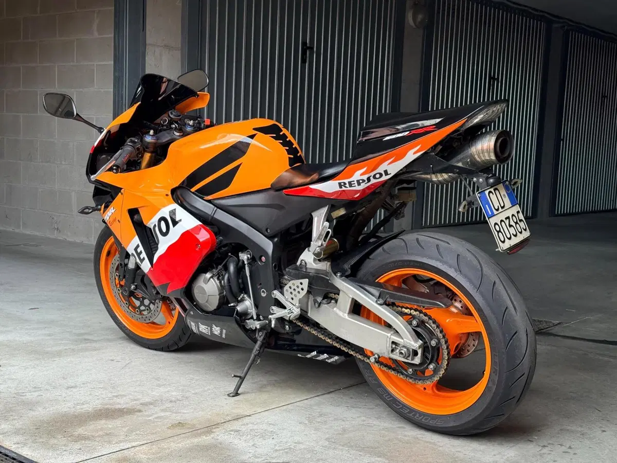 Honda CBR 600 RR (2005 - 06) (2)