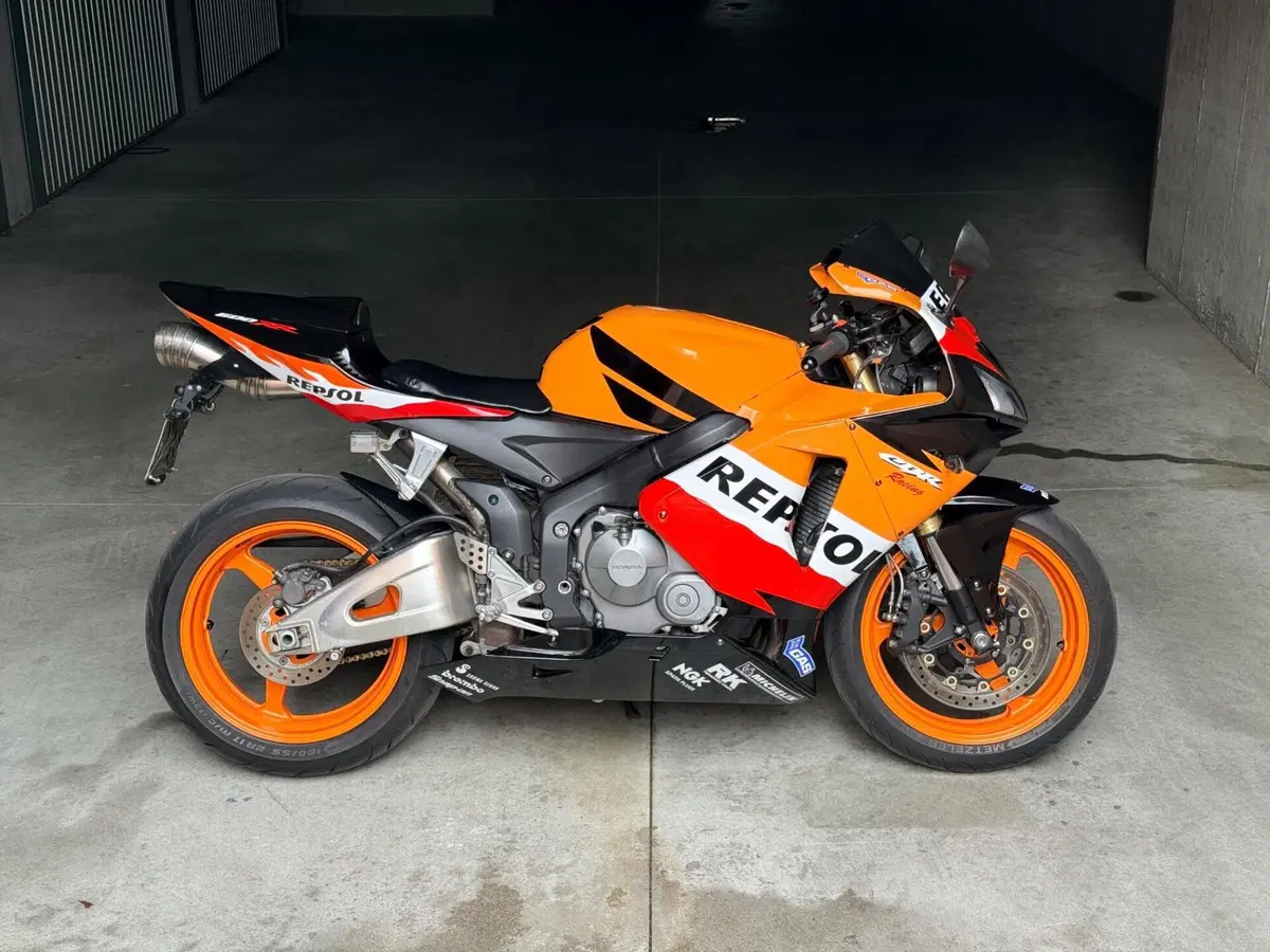 Honda CBR 600 RR (2005 - 06) (3)