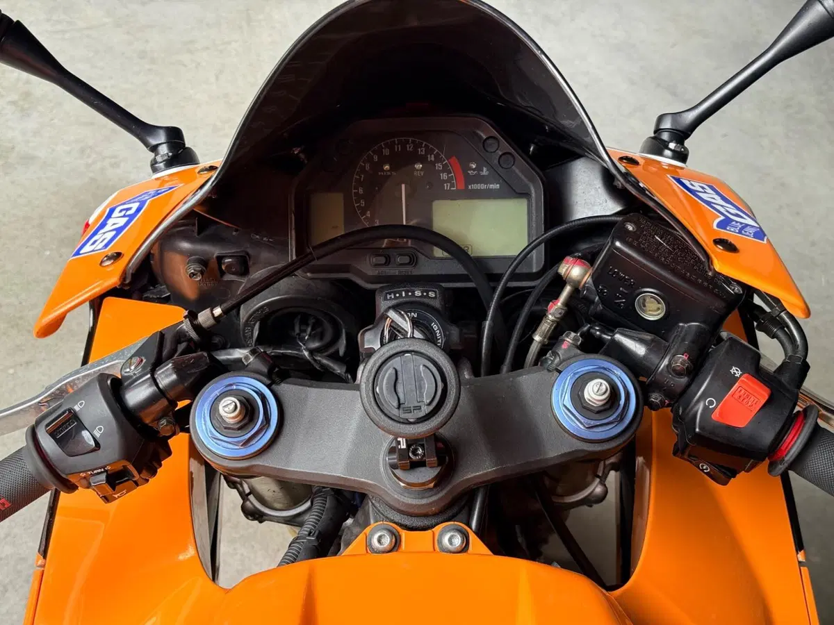 Honda CBR 600 RR (2005 - 06) (10)