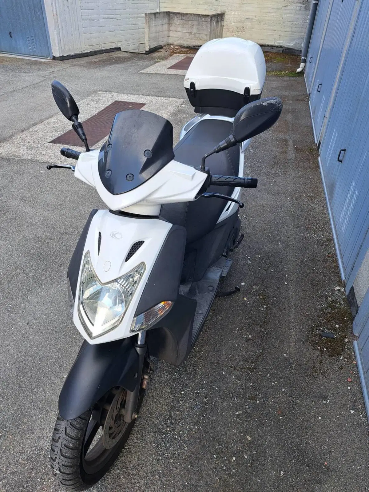 Kymco Agility 125 R16 (2008 - 17) (3)