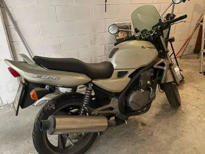 Kawasaki ER-5 500 (2001 - 06) usata