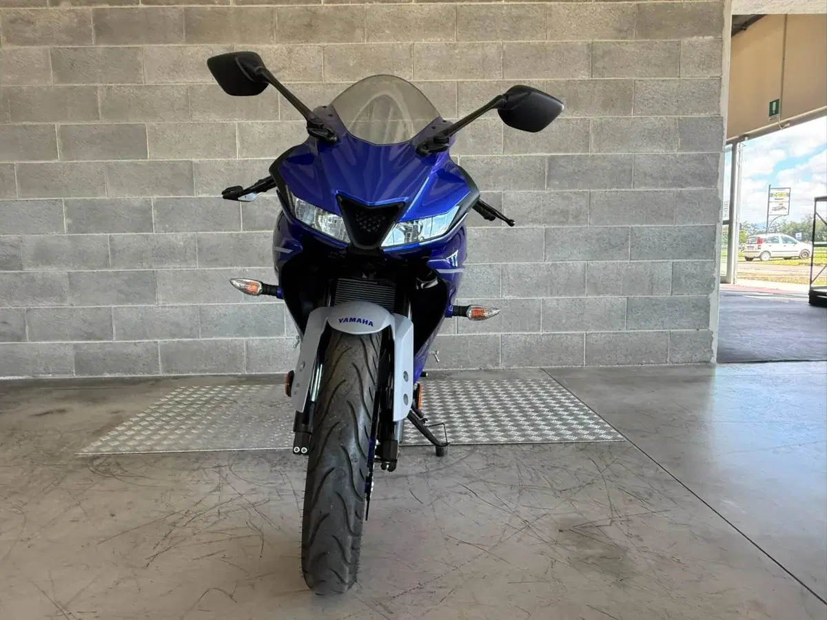 Yamaha YZF R125 (2021 - 22) (3)