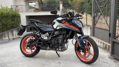 KTM 125 Duke (2024 - 25) usata
