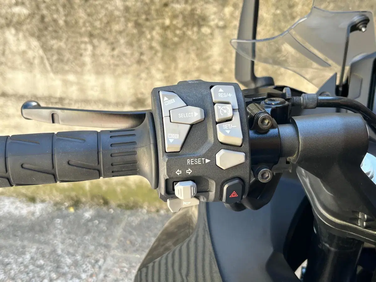 Kawasaki Ninja 1000 SX Tourer (2021 - 24) (9)