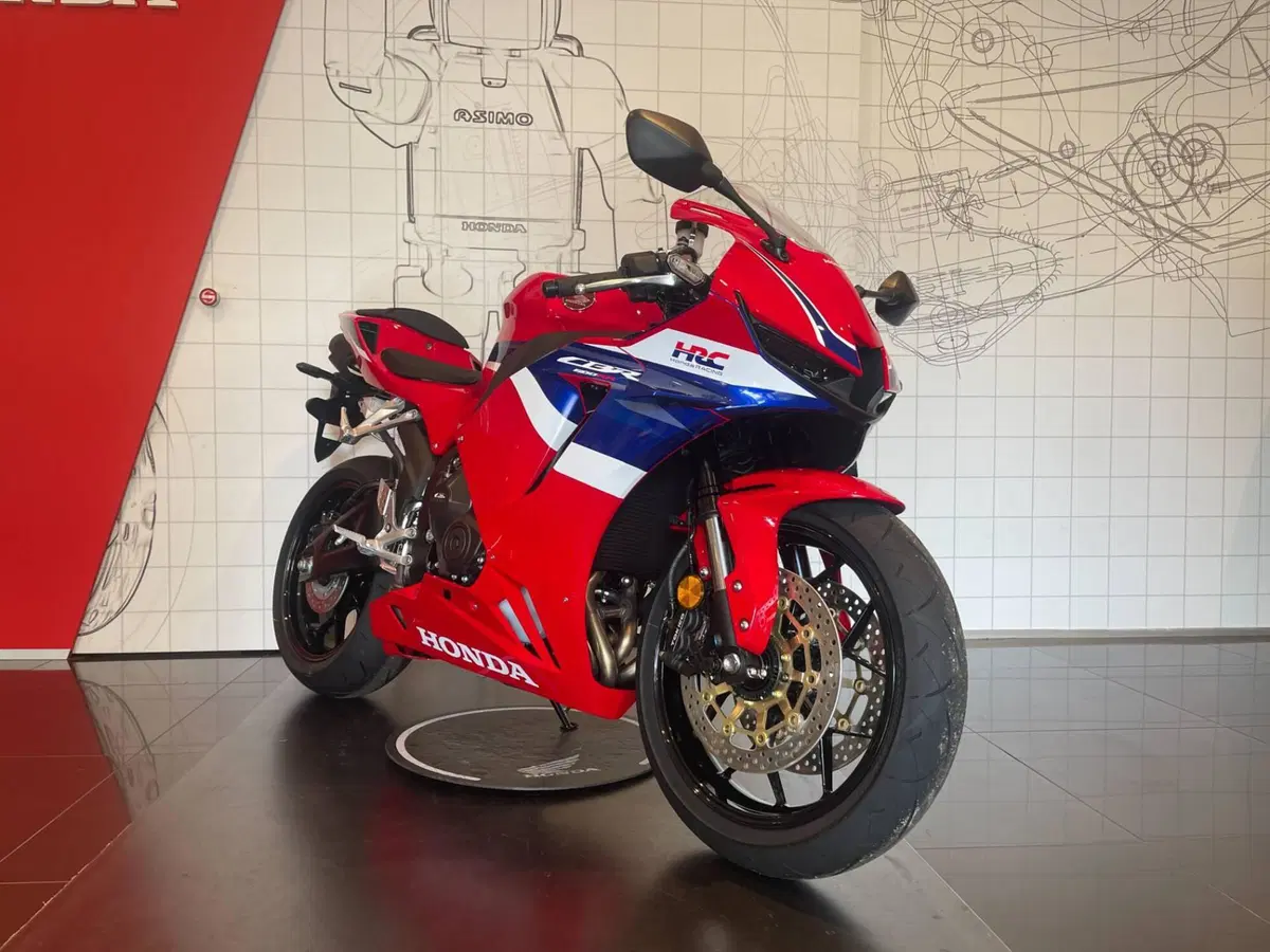 Honda CBR 600 RR (2024 - 26) (2)