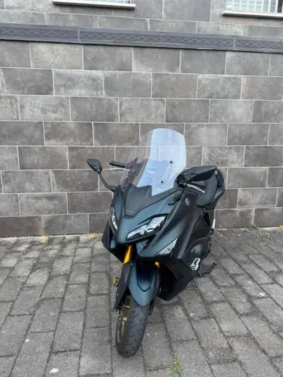 Yamaha T-Max 560 Tech Max (2022 - 24) usata