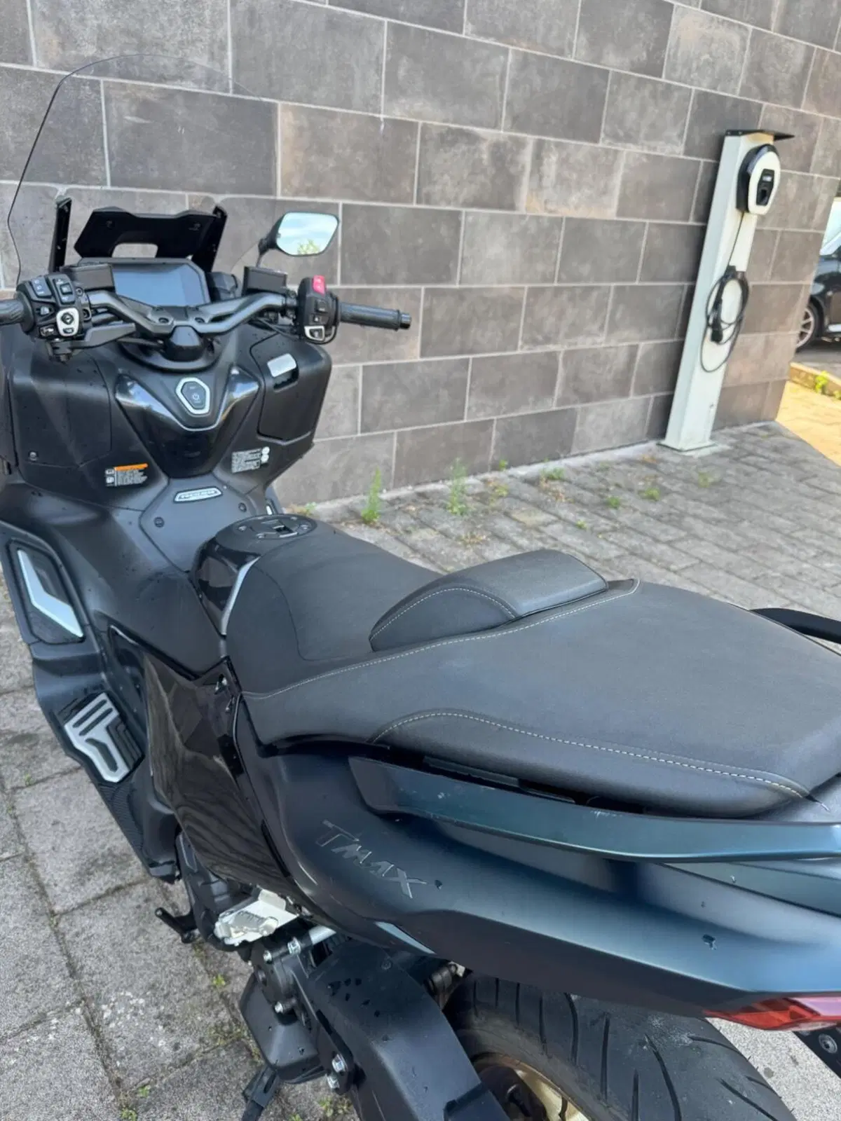 Yamaha T-Max 560 Tech Max (2022 - 24) (7)