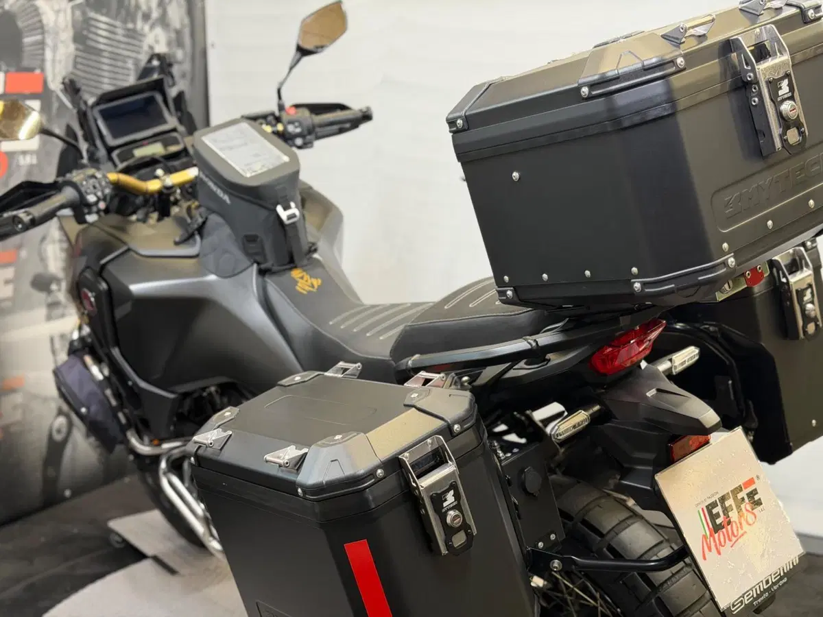 Honda Africa Twin CRF 1100L Adventure Sports DCT Travel Edition (2024 - 26) (14)