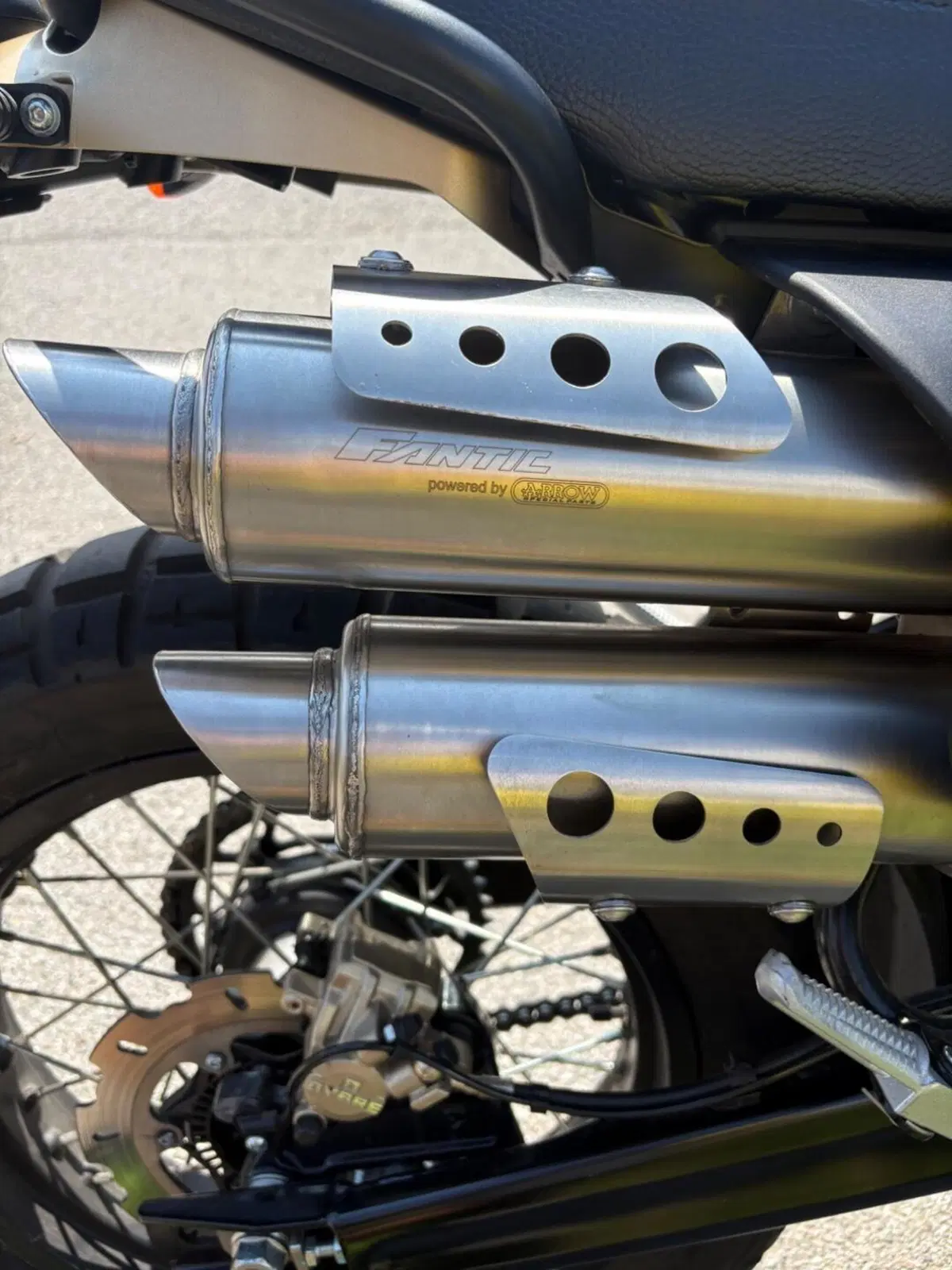 Fantic Motor Caballero 500 Scrambler Deluxe (2021 - 23) (4)