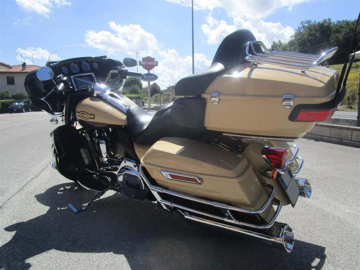 Harley-Davidson 1690 Electra Glide Ultra Limited (2014 - 15) - FLHTK (4)