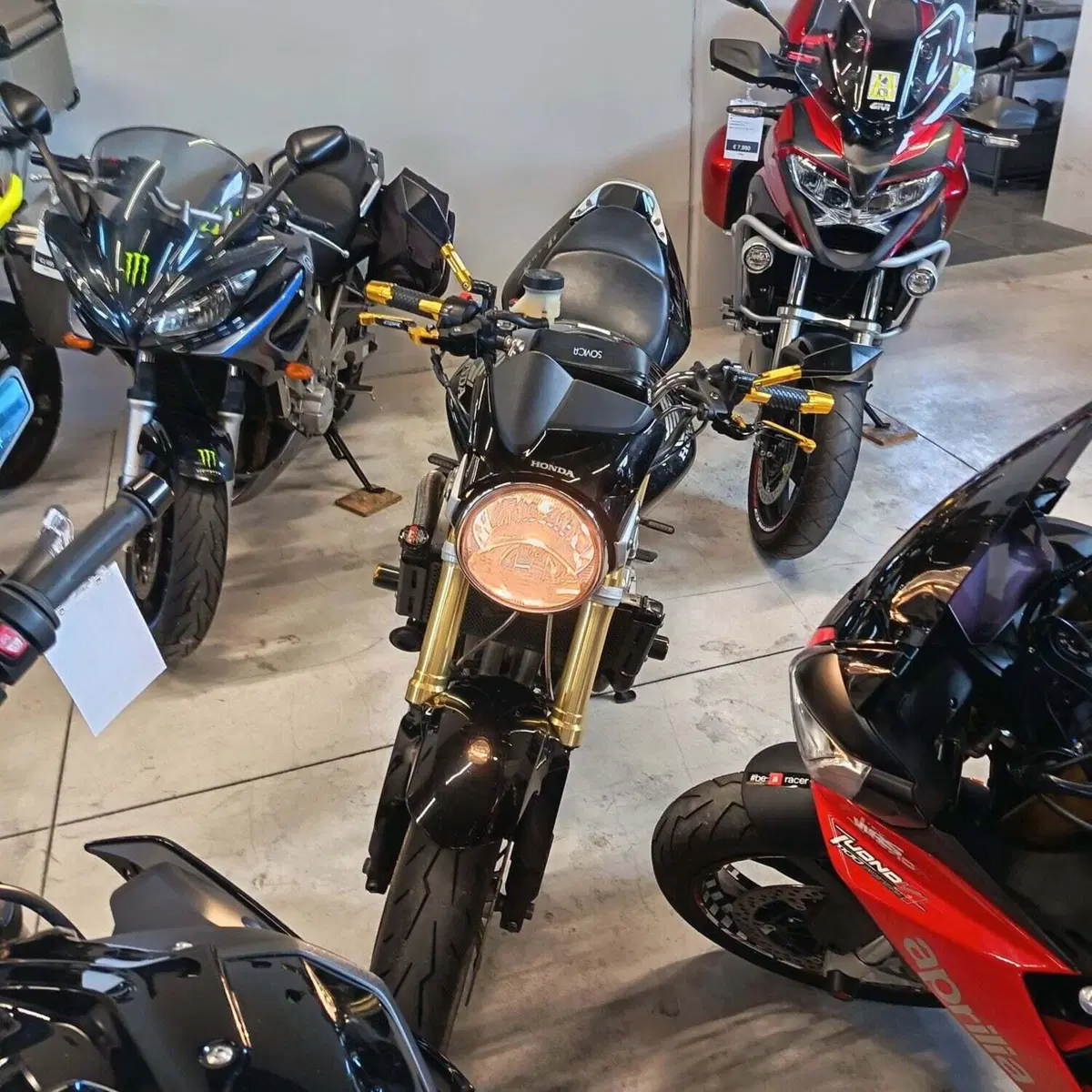 Honda Hornet 600 (2005 - 06) (2)