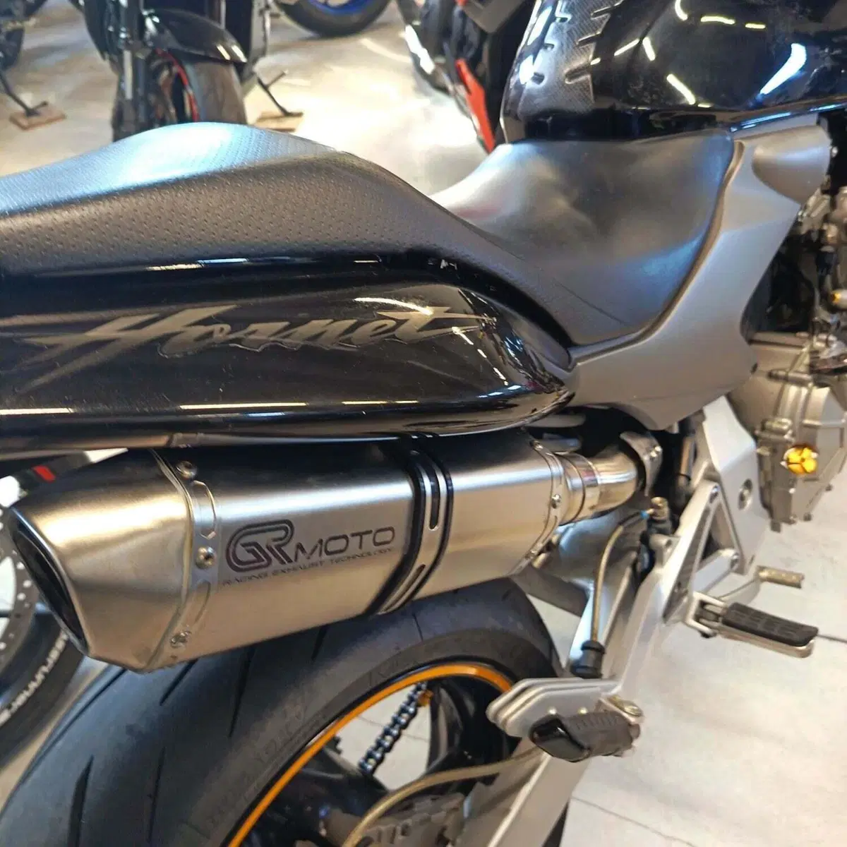 Honda Hornet 600 (2005 - 06) (4)
